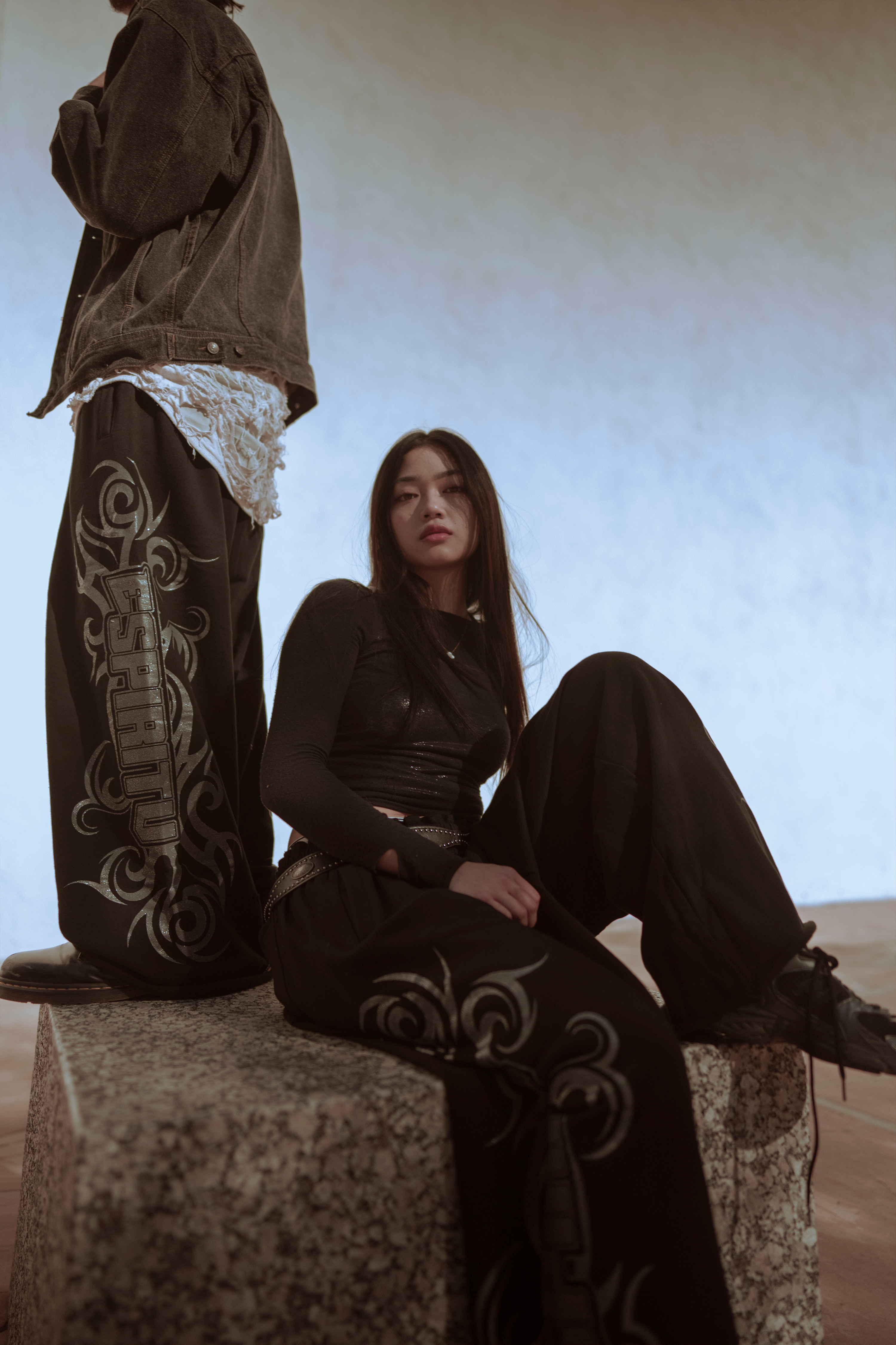 ESPIRITU BLACK SPIKE SWEATPANTS