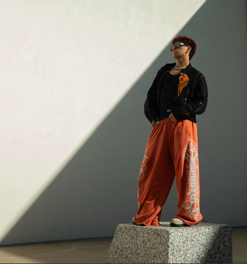 ESPIRITU ORANGE SPIKE SWEATPANTS